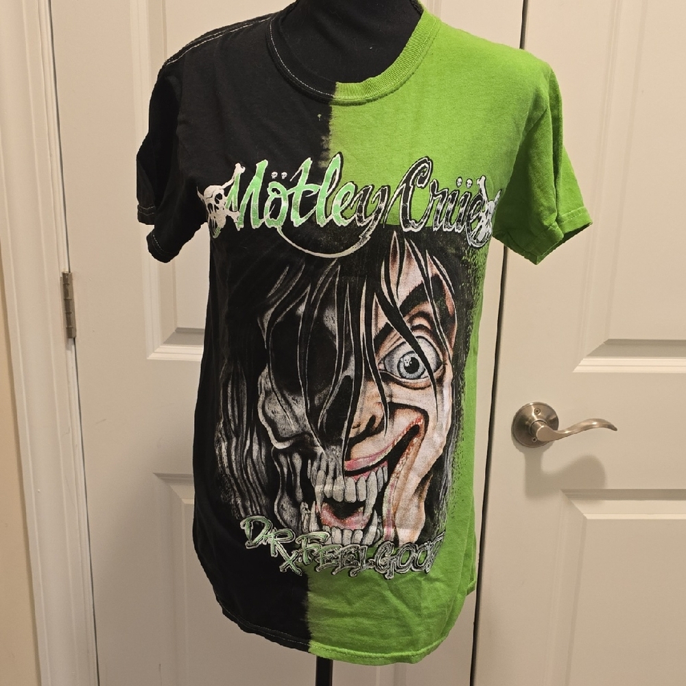 Motley Crue Green and Black Graphic Tee